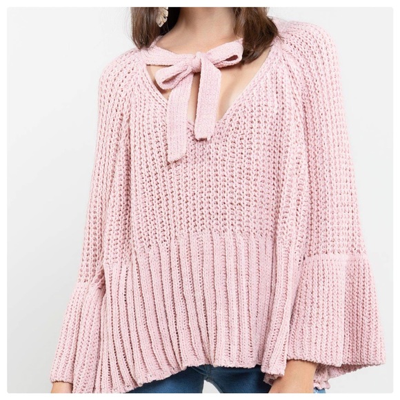 Canyon Rose Big Bell & Bow Sweater - Picture 5 of 9